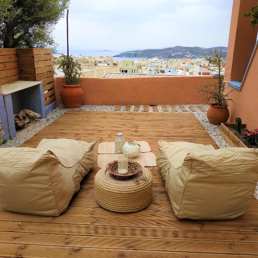 My Little Suites Ermoupoli Bagian luar foto