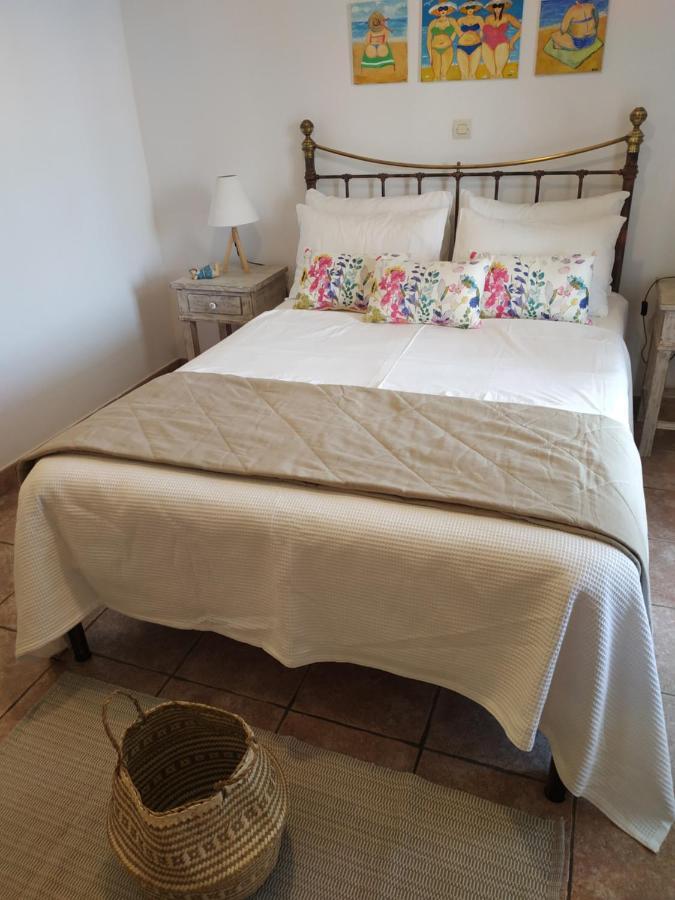 My Little Suites Ermoupoli Bagian luar foto