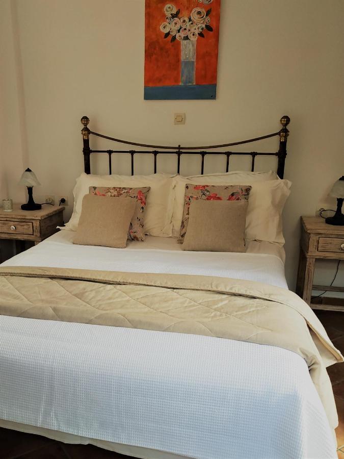 My Little Suites Ermoupoli Bagian luar foto
