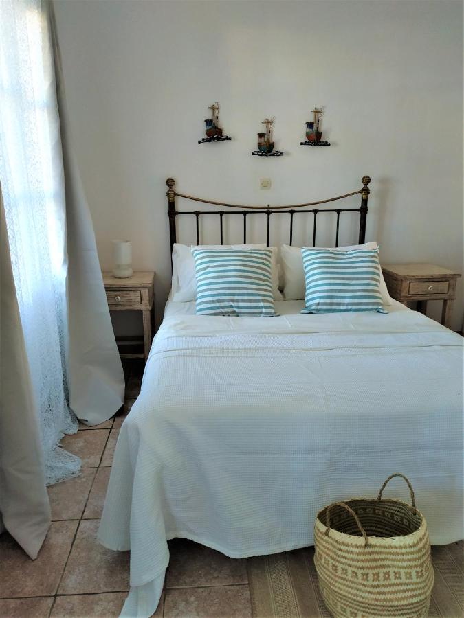My Little Suites Ermoupoli Bagian luar foto