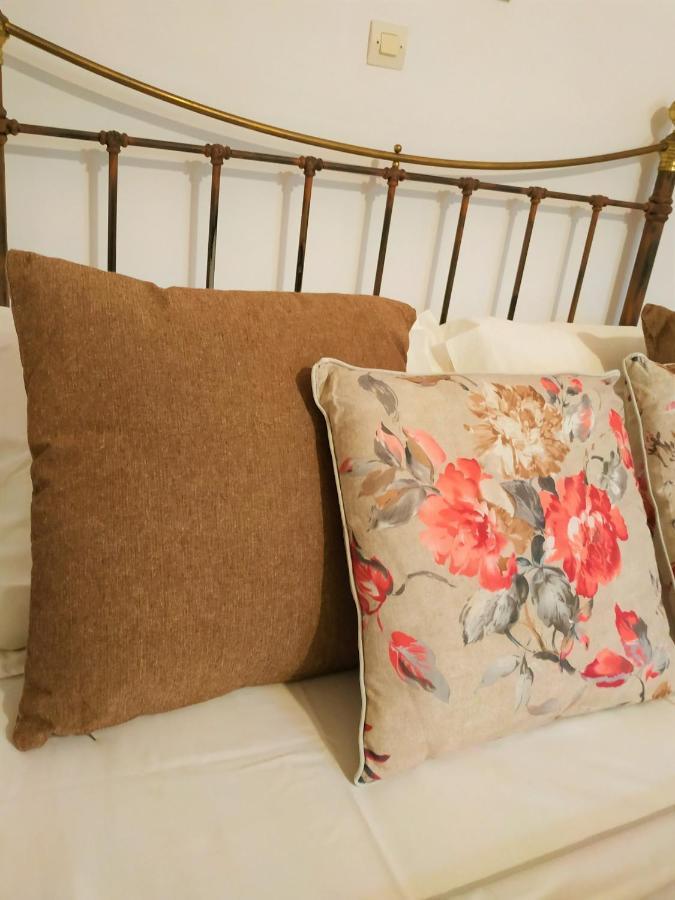 My Little Suites Ermoupoli Bagian luar foto