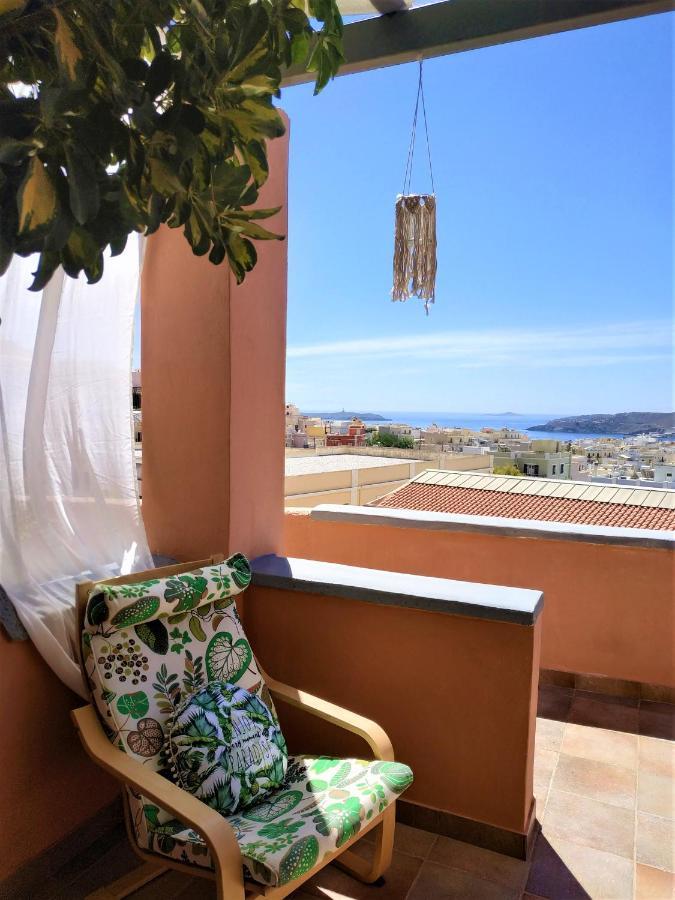 My Little Suites Ermoupoli Bagian luar foto