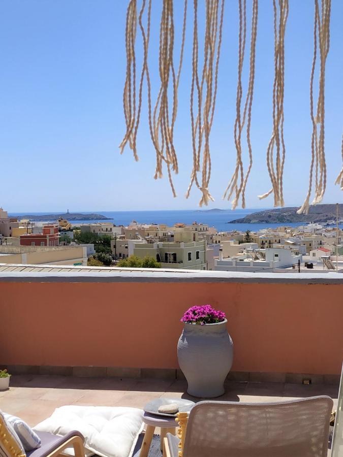 My Little Suites Ermoupoli Bagian luar foto