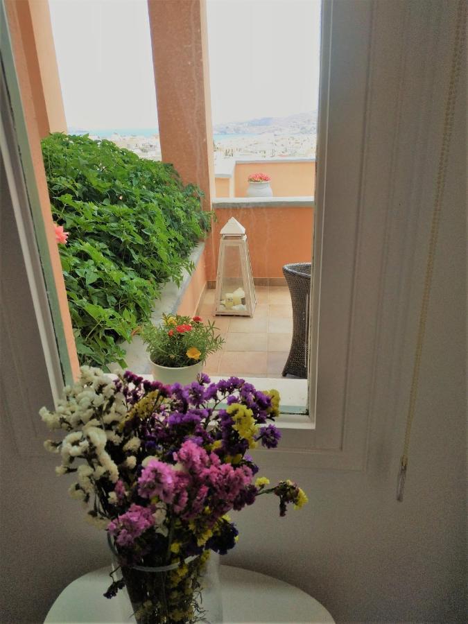My Little Suites Ermoupoli Bagian luar foto