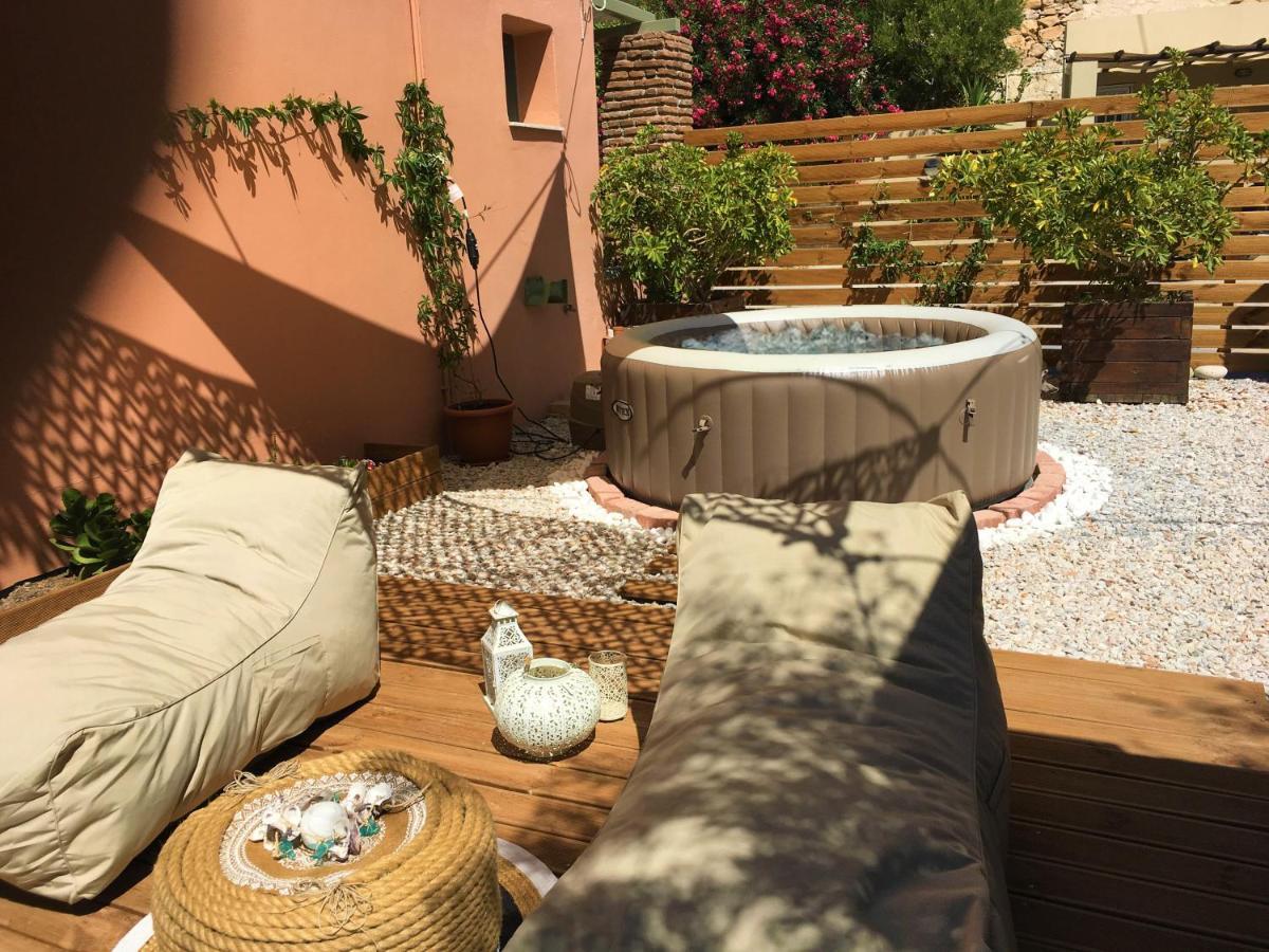 My Little Suites Ermoupoli Bagian luar foto