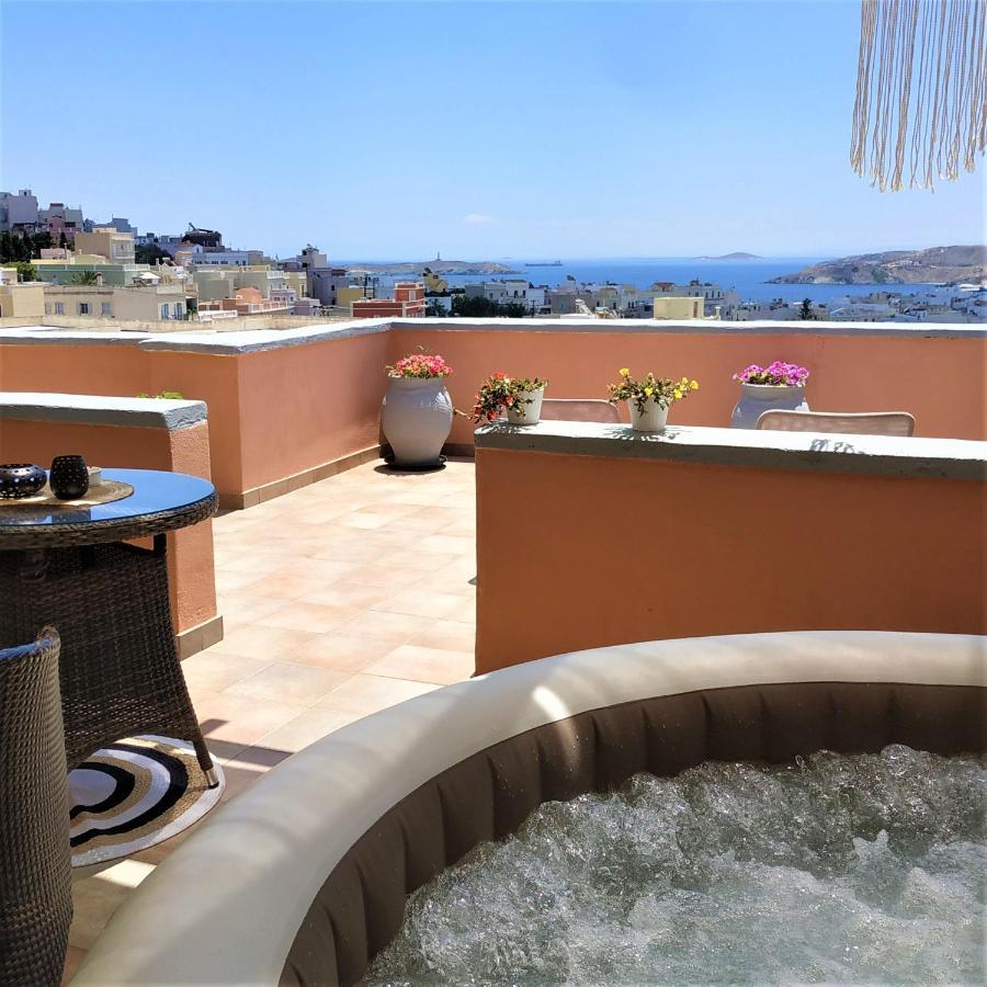 My Little Suites Ermoupoli Bagian luar foto