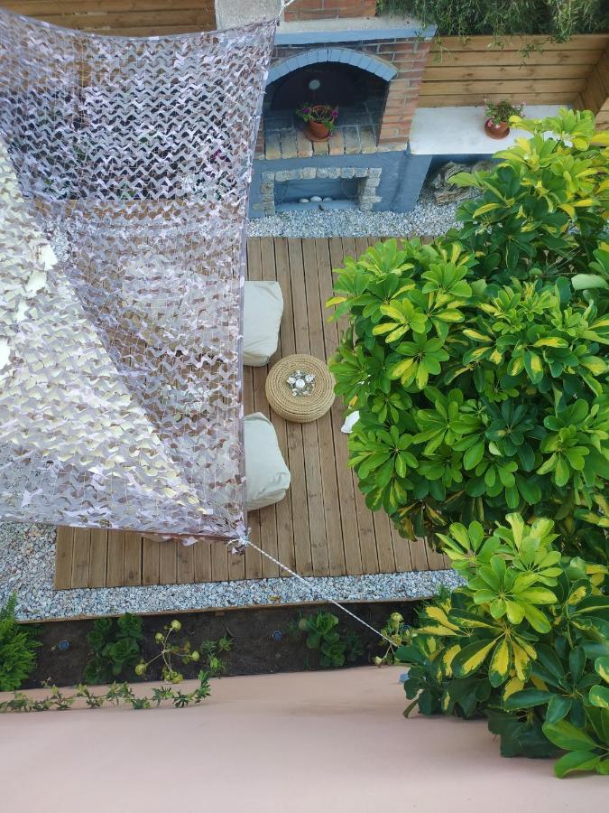 My Little Suites Ermoupoli Bagian luar foto